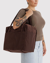 Load image into Gallery viewer, Baggu Cloud Carry-on- Coffee