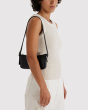 Load image into Gallery viewer, Baggu Recycled Leather Pochette- Black