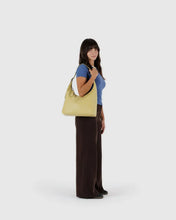 Load image into Gallery viewer, Baggu Mini Recycled Leather Shoulder Bag- Straw