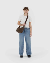 Load image into Gallery viewer, Baggu Medium Recycled Leather Crescent Bag- Brown