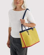 Load image into Gallery viewer, Medium Nylon Reversible Tote- Navy Mix