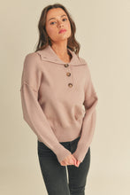 Load image into Gallery viewer, Sand Henley Pullover
