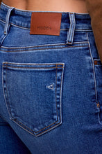 Load image into Gallery viewer, Ella 31&quot; - Dark Wash Clean Stretch High Rise Classic Straight
