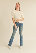 Load image into Gallery viewer, SHORT PUFF SLEEVE SWEATER - Ivory

