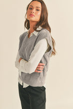 Load image into Gallery viewer, KNIT BASKET WEAVE SWEATER VEST - Heather Grey
