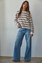 Load image into Gallery viewer, Blue Camel Stripe Crew Neck Long Sleeve
