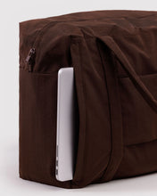 Load image into Gallery viewer, Baggu Cloud Carry-on- Coffee

