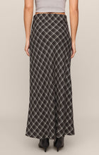 Load image into Gallery viewer, Europa Plaid Skirt - Ash Black
