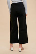 Load image into Gallery viewer, CROPPED STRETCH TWILL WIDE LEG PANTS - Black
