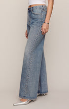 Load image into Gallery viewer, Head Turner High Rise Wide Denim - Glimmer
