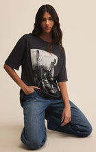 Load image into Gallery viewer, Big Apple City Tee - Black Sand
