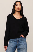 Load image into Gallery viewer, Cerro Sweater - Black
