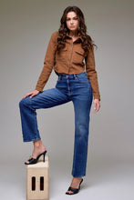 Load image into Gallery viewer, Ella 31&quot; - Dark Wash Clean Stretch High Rise Classic Straight
