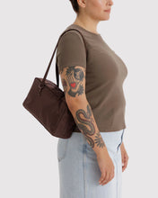 Load image into Gallery viewer, Baggu Nylon Bowler Bag- Coffee
