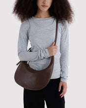 Load image into Gallery viewer, Baggu Medium Recycled Leather Flat Crescent - Brown
