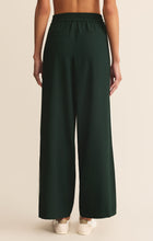 Load image into Gallery viewer, Saunder Track Pant - Garland Green
