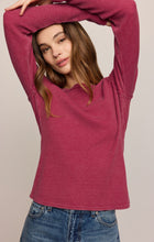 Load image into Gallery viewer, Arlet Mini Thermal Top - Red Dahlia
