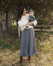 Load image into Gallery viewer, Button Slit Skirt- Heart Ditsy

