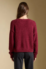 Load image into Gallery viewer, Dovere Sweater - Merlot
