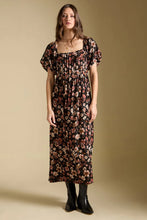 Load image into Gallery viewer, Quinlie Midi Dress

