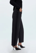 Load image into Gallery viewer, Wes High Rise Barrel - Cinema
