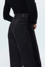 Load image into Gallery viewer, Wes High Rise Barrel - Cinema
