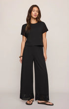 Load image into Gallery viewer, Banyan Top- Black
