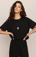 Load image into Gallery viewer, Sway Textured Cropped Tee- Black

