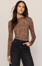Load image into Gallery viewer, Onyx Snake Top- Cocoa Bean
