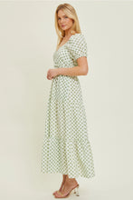 Load image into Gallery viewer, PRINTED TIERED MIDI DRESS - GREEN
