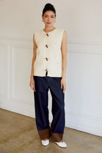 Load image into Gallery viewer, Cream Sweater Vest
