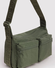 Load image into Gallery viewer, Baggu Medium Cargo Crossbody- Caper
