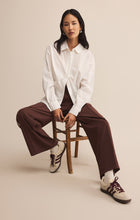 Load image into Gallery viewer, Saunder Track Pant - Sandalwood
