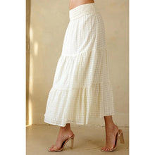 Load image into Gallery viewer, Cream Textured Layered Skirt
