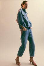 Load image into Gallery viewer, Donny Rolled Hem Boyfriend
