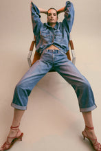 Load image into Gallery viewer, Donny Rolled Hem Boyfriend
