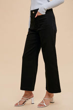 Load image into Gallery viewer, CROPPED STRETCH TWILL WIDE LEG PANTS - Black
