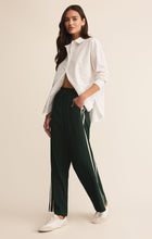 Load image into Gallery viewer, Saunder Track Pant - Garland Green
