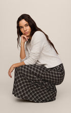Load image into Gallery viewer, Europa Plaid Skirt - Ash Black
