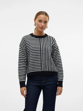 Load image into Gallery viewer, Cross Stripe Cropped Pullover- Black
