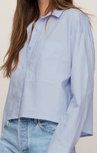 Load image into Gallery viewer, Favorite Button Up Top Hamptons Blue
